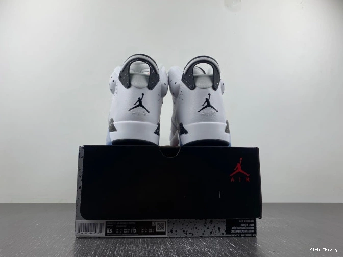 Kicked Out Shoe Store CT8529-112 6 Oreo Air Reverse Jordan 0710